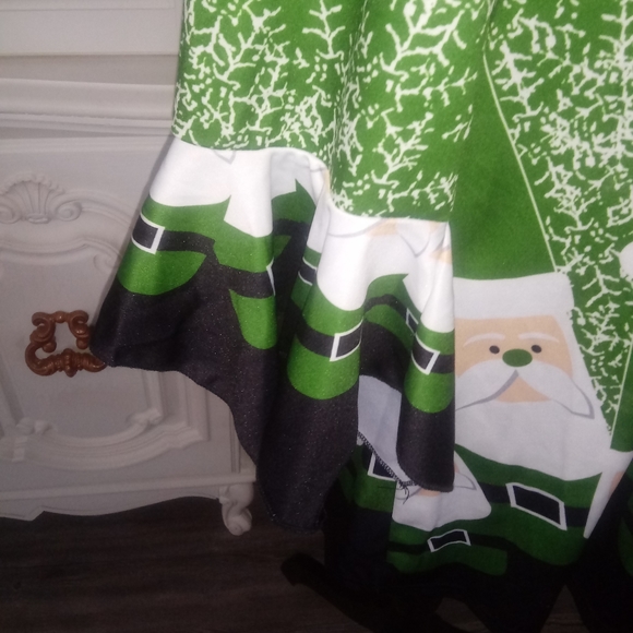 L/s Santa Themed Blouse - Picture 5 of 6